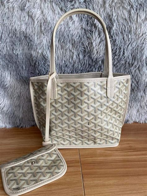 goyard small